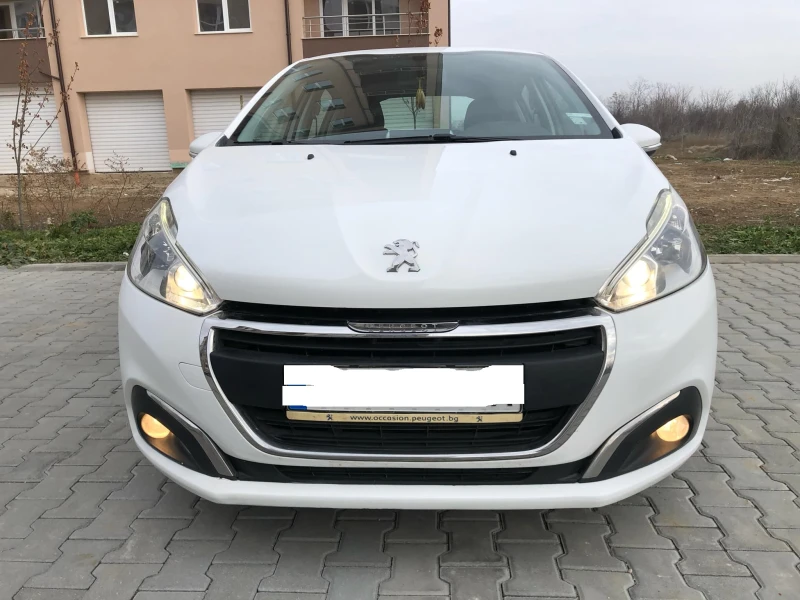 Peugeot 208 GT line, снимка 12 - Автомобили и джипове - 48900719