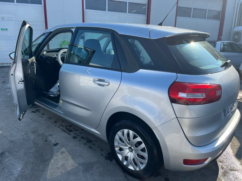 Citroen C4 Picasso, снимка 11 - Автомобили и джипове - 49222414