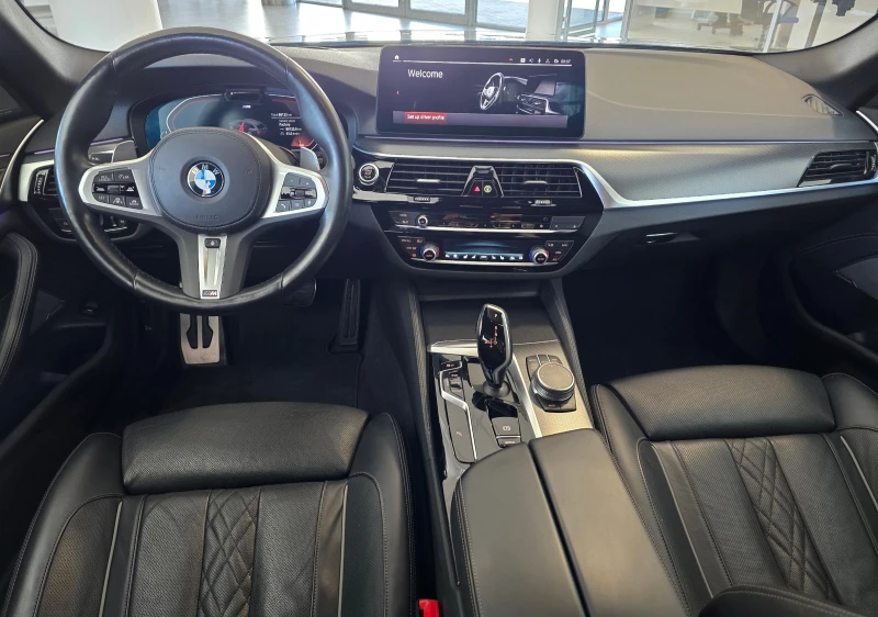 BMW 530 d xDrive Touring Facelift M Paket, снимка 9 - Автомобили и джипове - 51753875