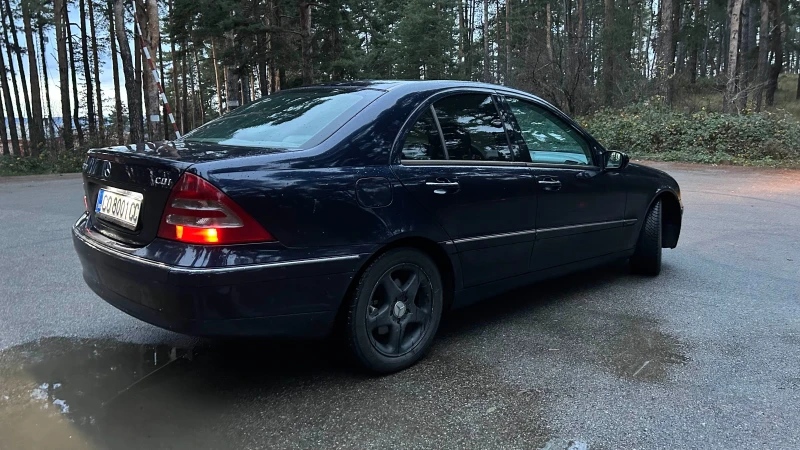 Mercedes-Benz C 270 w203, снимка 12 - Автомобили и джипове - 52457378
