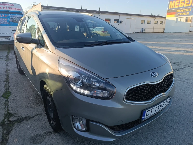 Kia Carens 1, 6i, ТОП, 7 места, ЛИЗИНГ , снимка 2 - Автомобили и джипове - 52743843
