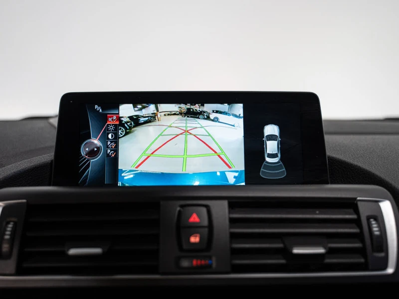 BMW M2 ПАМЕТ* КАМЕРА* HARMAN KARDON* ПОДГРЕВ* КОЖА* , снимка 11 - Автомобили и джипове - 52744118