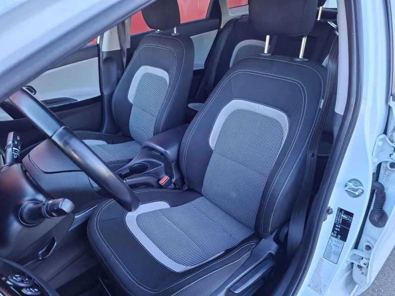 Kia Ceed 1.6 бензин , снимка 12 - Автомобили и джипове - 52836809