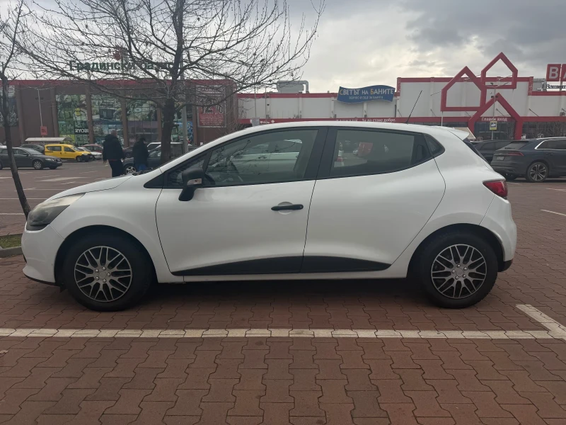 Renault Clio IV 1.2 Бензин, снимка 2 - Автомобили и джипове - 53010621