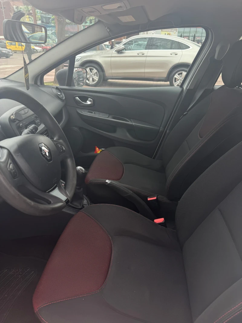 Renault Clio IV 1.2 Бензин, снимка 5 - Автомобили и джипове - 53010621