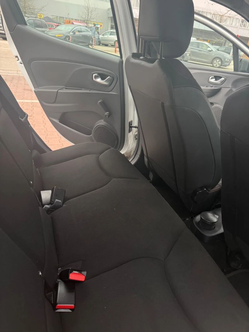Renault Clio IV 1.2 Бензин, снимка 7 - Автомобили и джипове - 53010621