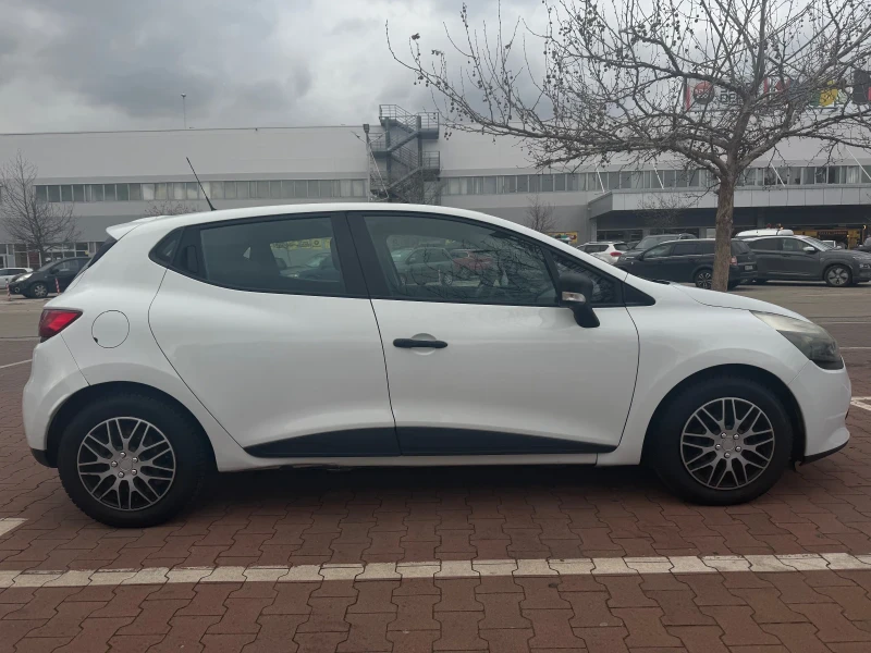 Renault Clio IV 1.2 Бензин, снимка 3 - Автомобили и джипове - 53010621