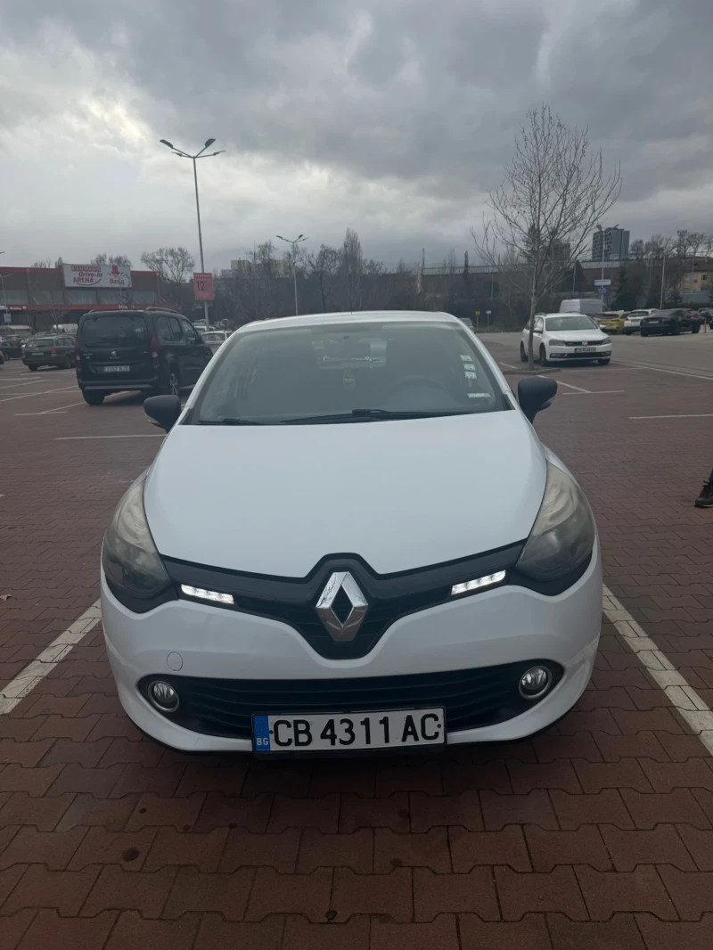 Renault Clio IV 1.2 Бензин, снимка 4 - Автомобили и джипове - 53010621