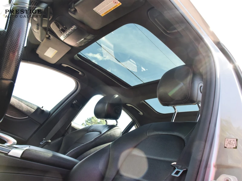 Mercedes-Benz C 300 4MATIC* AMG LINE, снимка 14 - Автомобили и джипове - 53442748