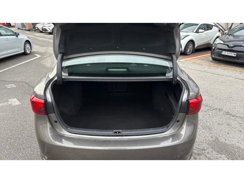 Toyota Avensis 1.8P EXECUTIVE 6 MT, снимка 10 - Автомобили и джипове - 53297594