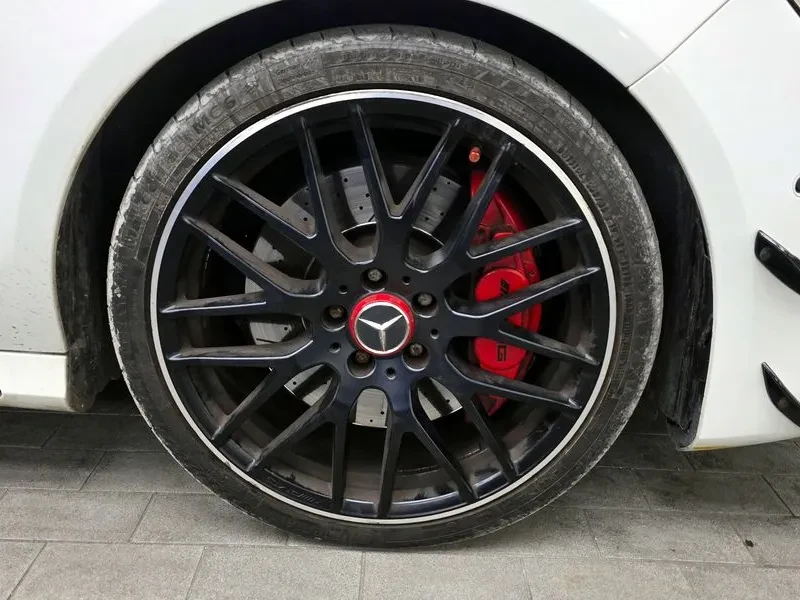 Mercedes-Benz CLA 2.5, снимка 5 - Автомобили и джипове - 54287840