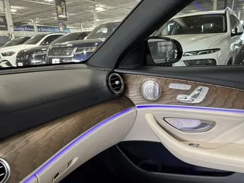 Mercedes-Benz E 53 AMG FULL / BURMESTER / CARFAX, снимка 15 - Автомобили и джипове - 55193008