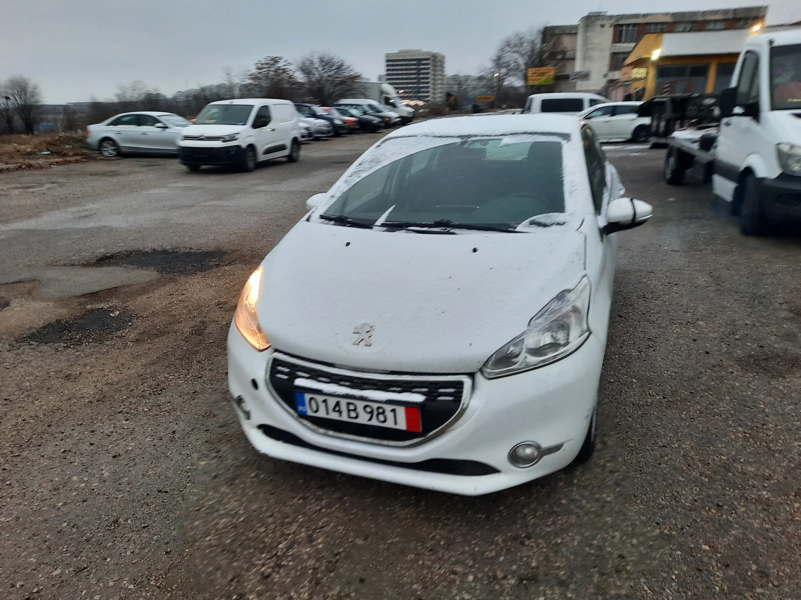 Peugeot 208 1.4d - изображение 10