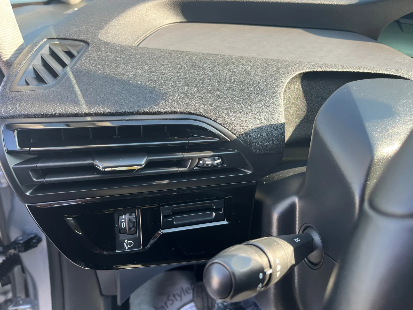 Citroen C4 Picasso  - изображение 10