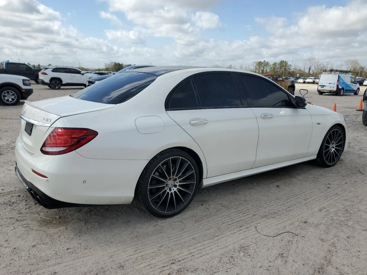 Mercedes-Benz E 53 AMG  - изображение 4