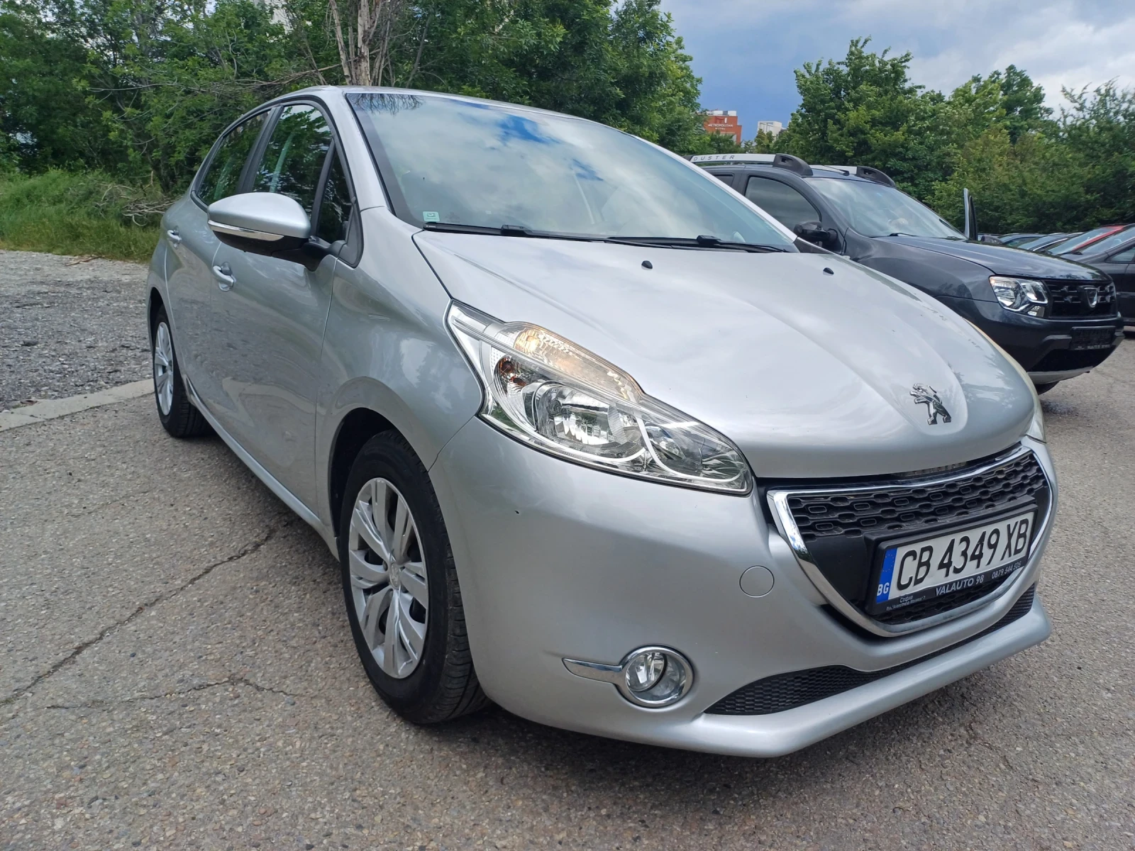 Peugeot 208 1.4I LPG - изображение 3