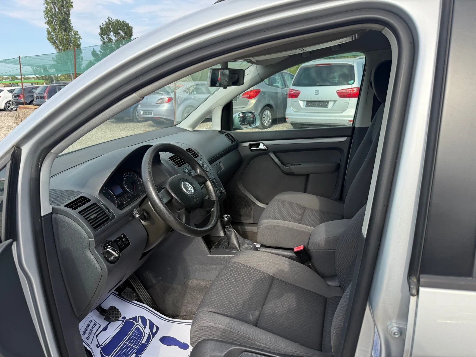 VW Touran 1.9TDI-90PS-КЛИМАТРОНИК - изображение 9