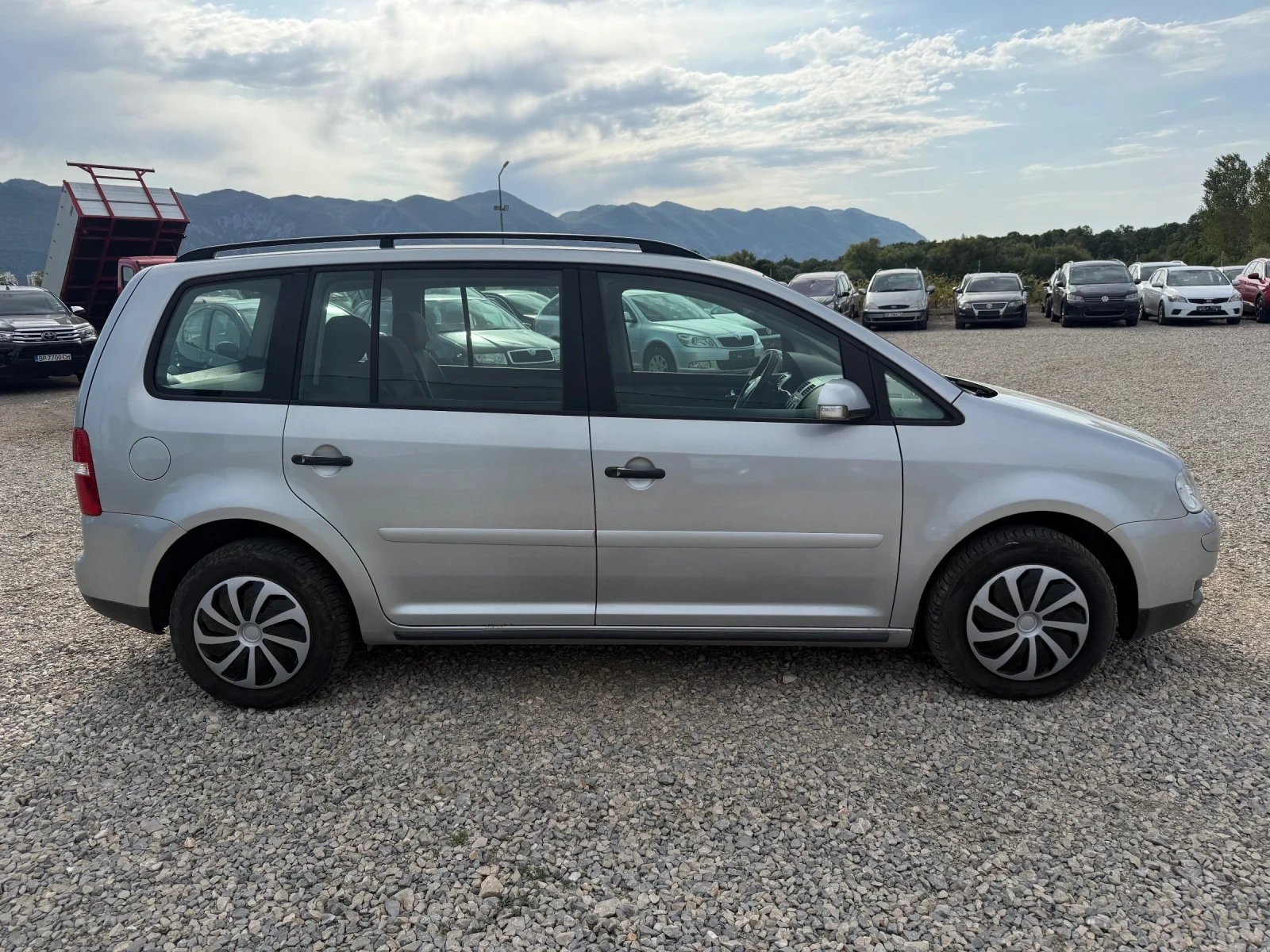 VW Touran 1.9TDI-90PS-КЛИМАТРОНИК - изображение 4