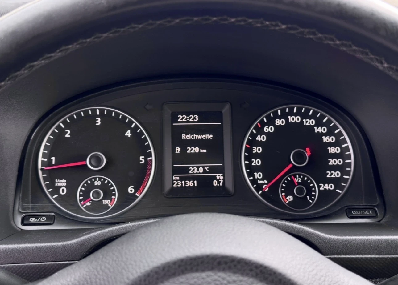 VW Caddy Life / 2.0 TDI / 4x4 - изображение 8