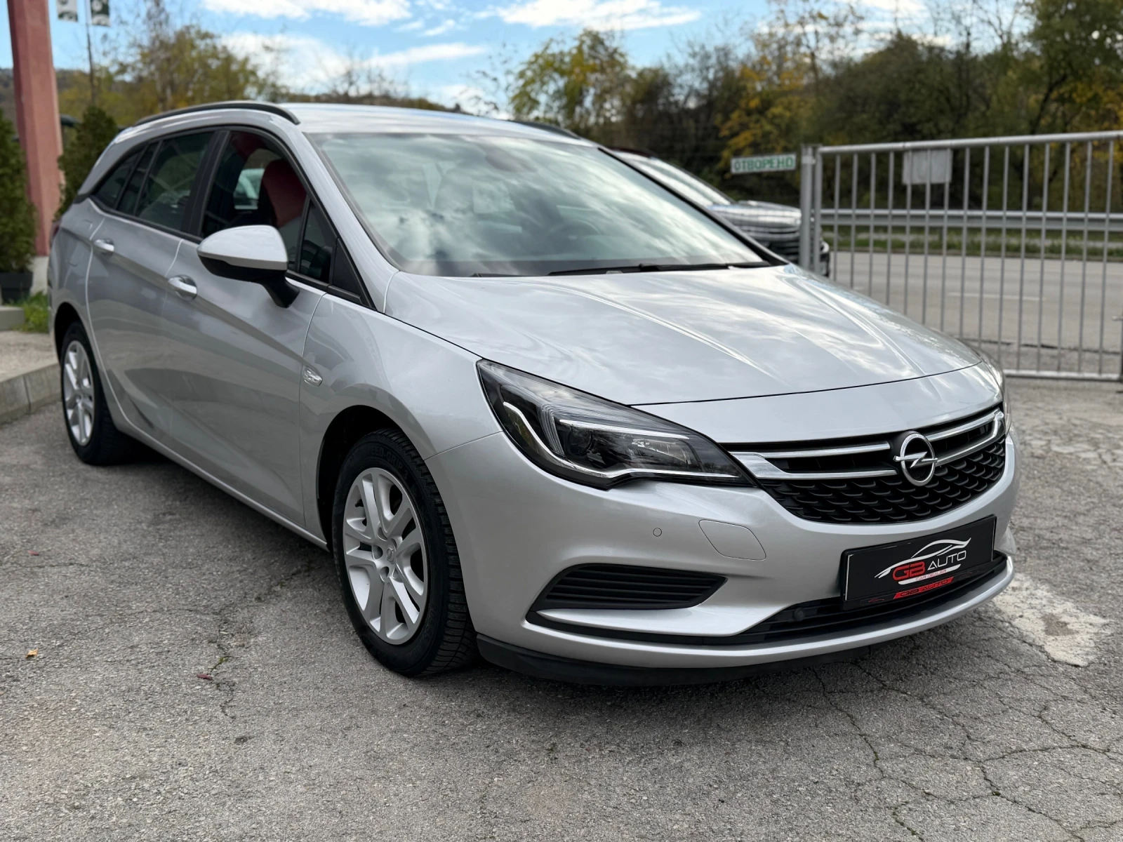 Opel Astra 1.6D* НАПЪЛНО ОБСЛУЖЕНА* РЕАЛНИ КИЛОМЕТРИ*  - изображение 3