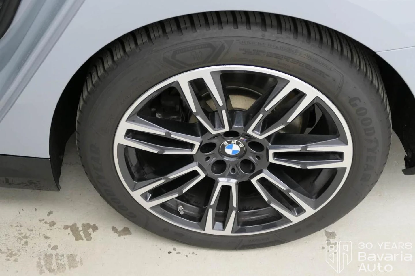 BMW 520 d Touring M Sport Paket Steptronic | Mobile.bg   13