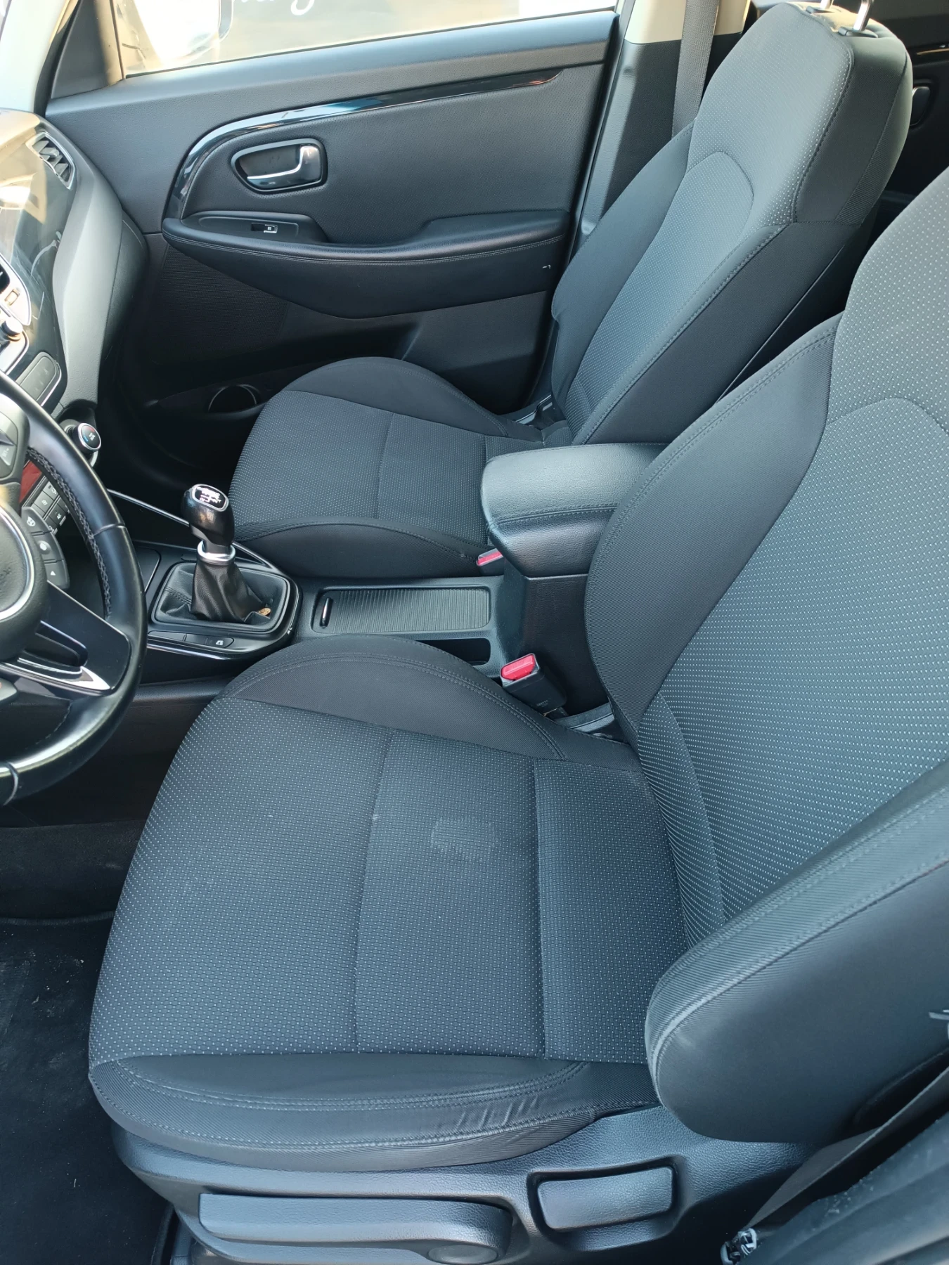 Kia Carens 1, 6i, ТОП, 7 места, ЛИЗИНГ  - изображение 6