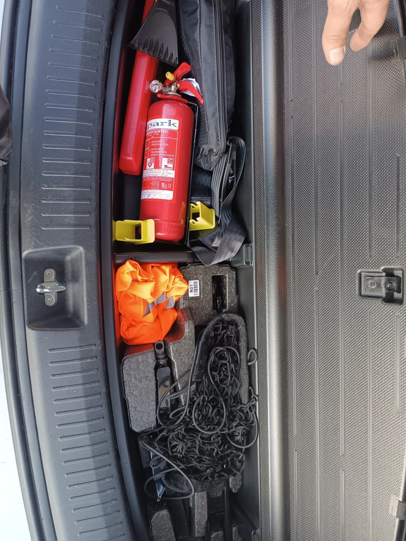 Kia Carens 1, 6i, ТОП, 7 места, ЛИЗИНГ  - изображение 7