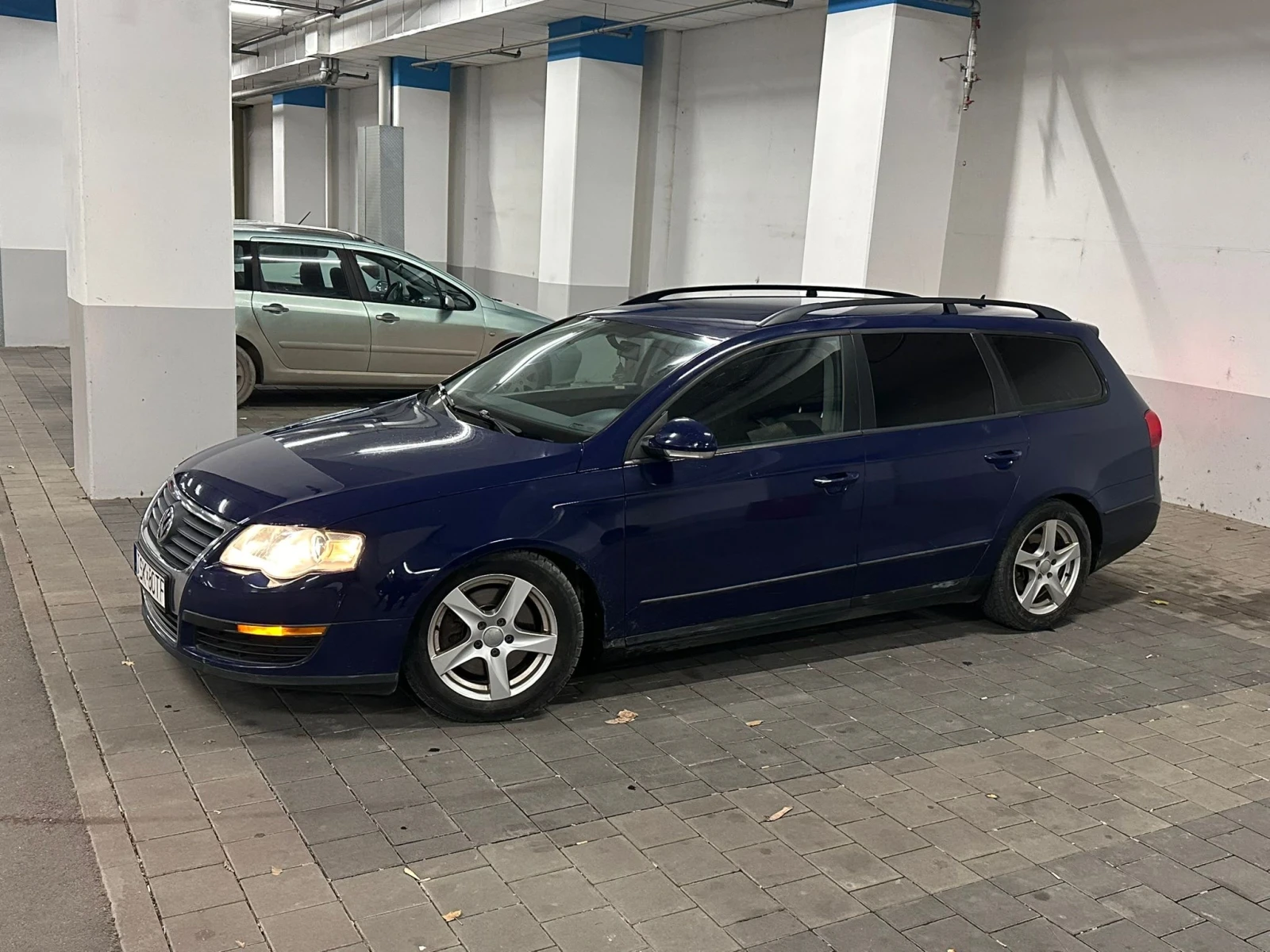VW Passat VW Passat B6 2.0tdi 8 Клапана - изображение 2