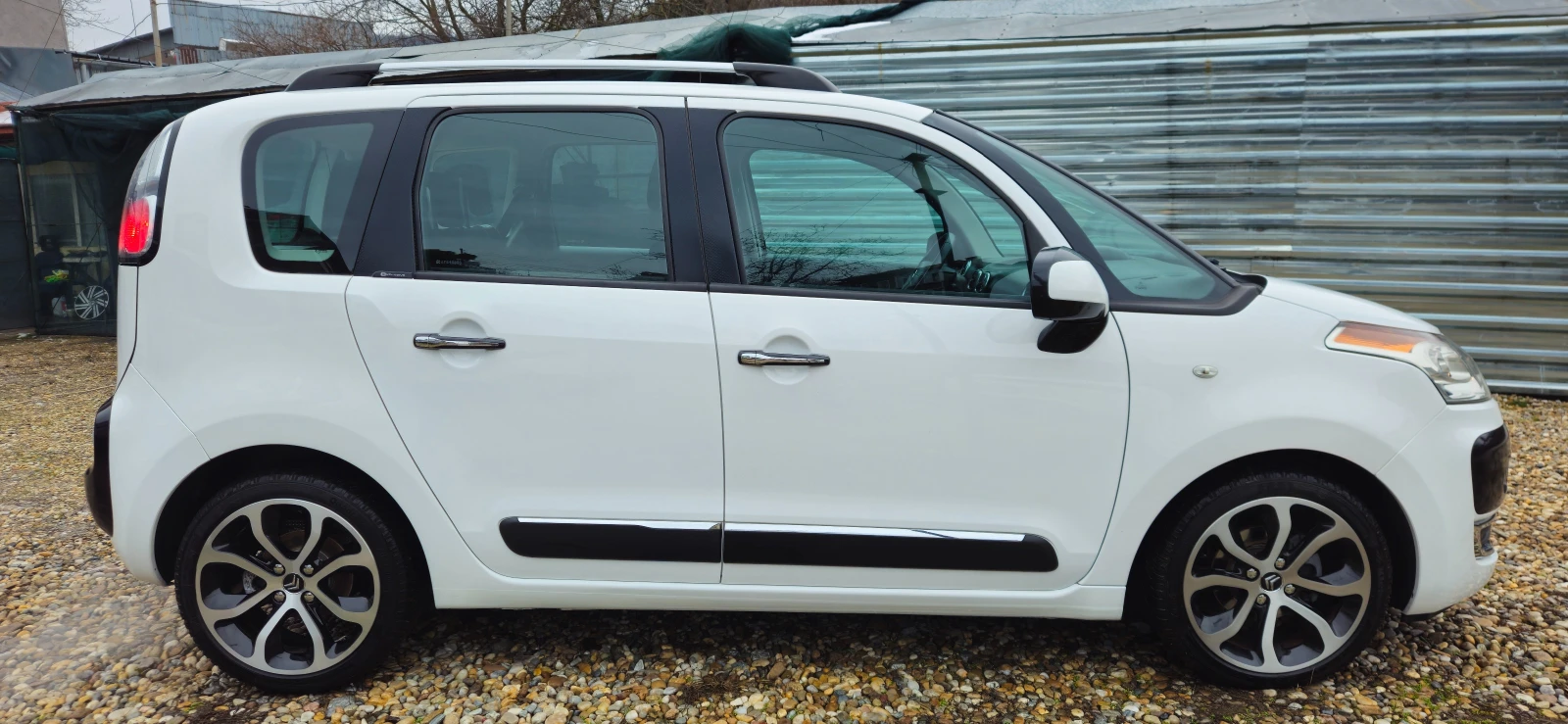 Citroen C3 Picasso EXCLUSIVE* 1, 6HDi-90кс* 2010г* ЕВРО5* ПЕРФЕКТНА*  - изображение 7