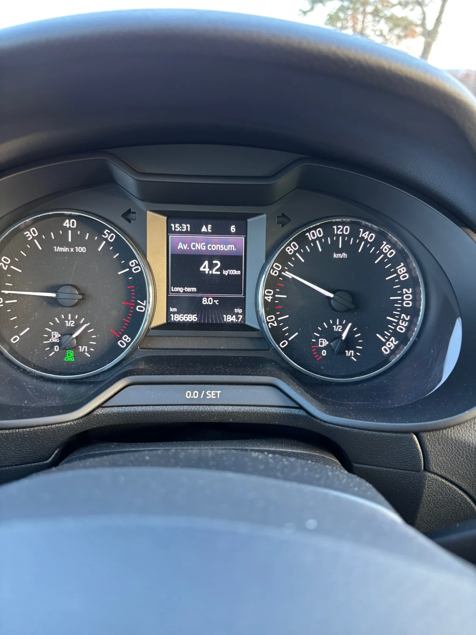 Skoda Octavia G-tec - изображение 8