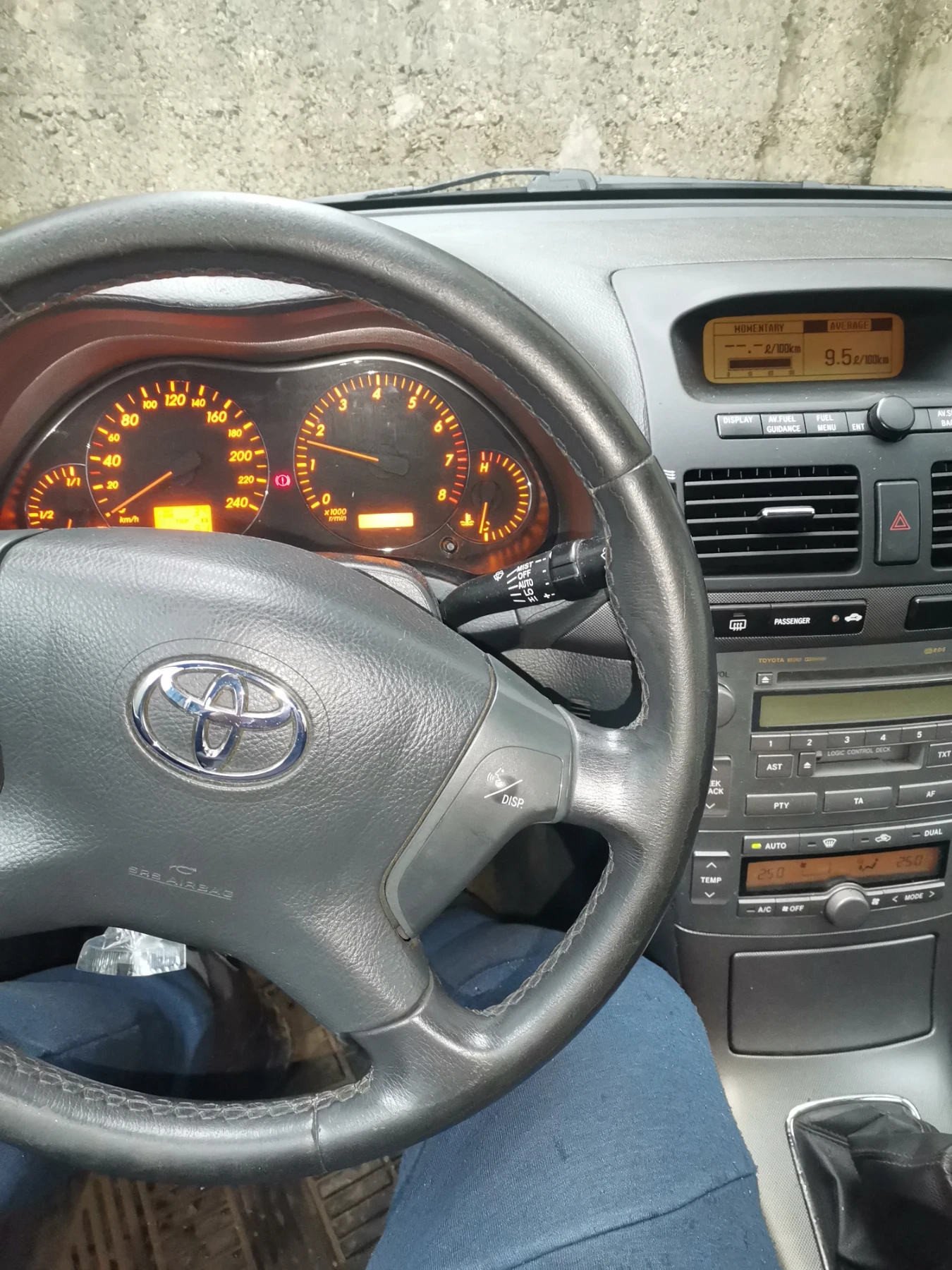 Toyota Avensis | Mobile.bg � ����������� 11