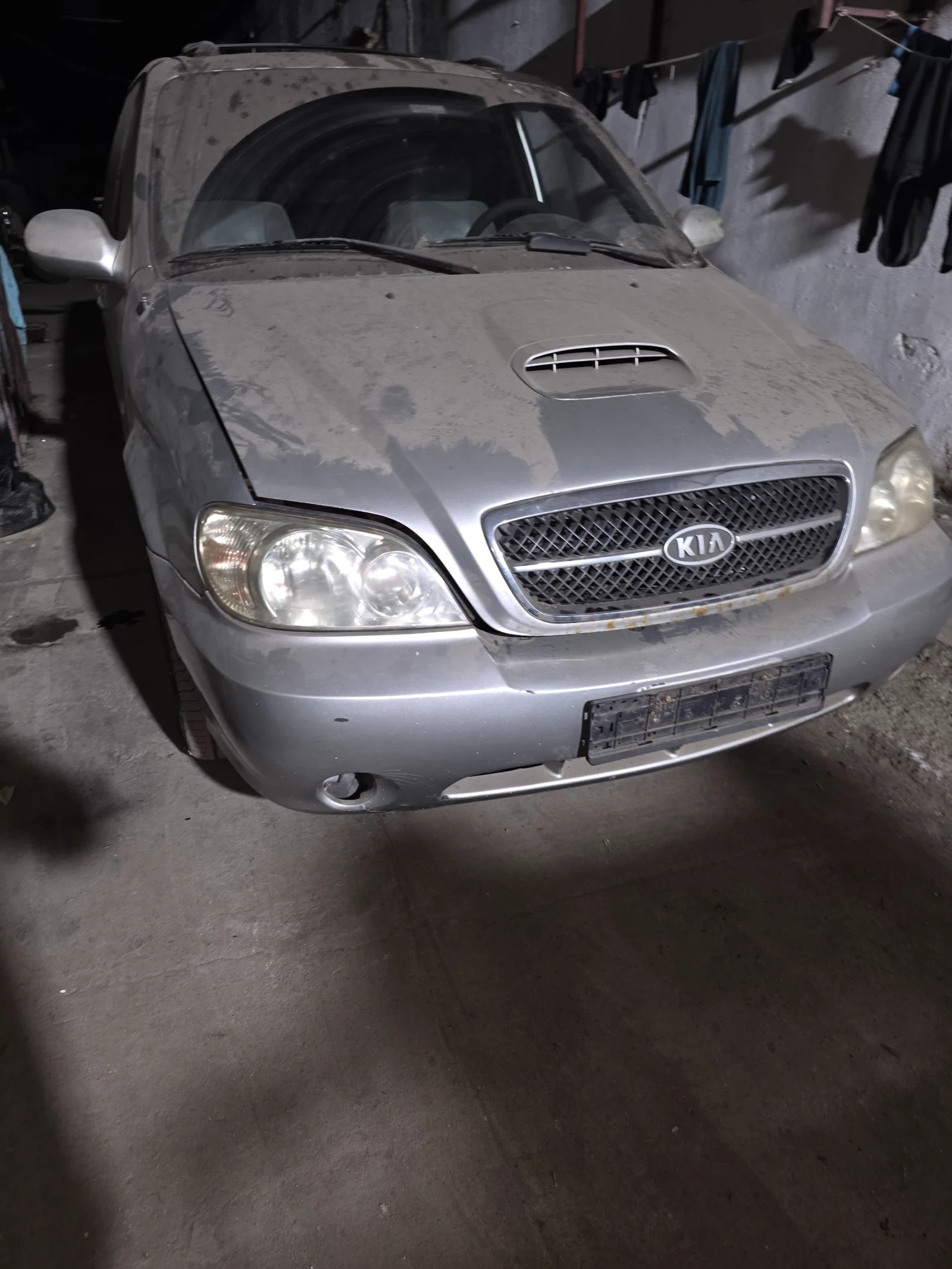 Kia Carnival 2.9 TD - изображение 2