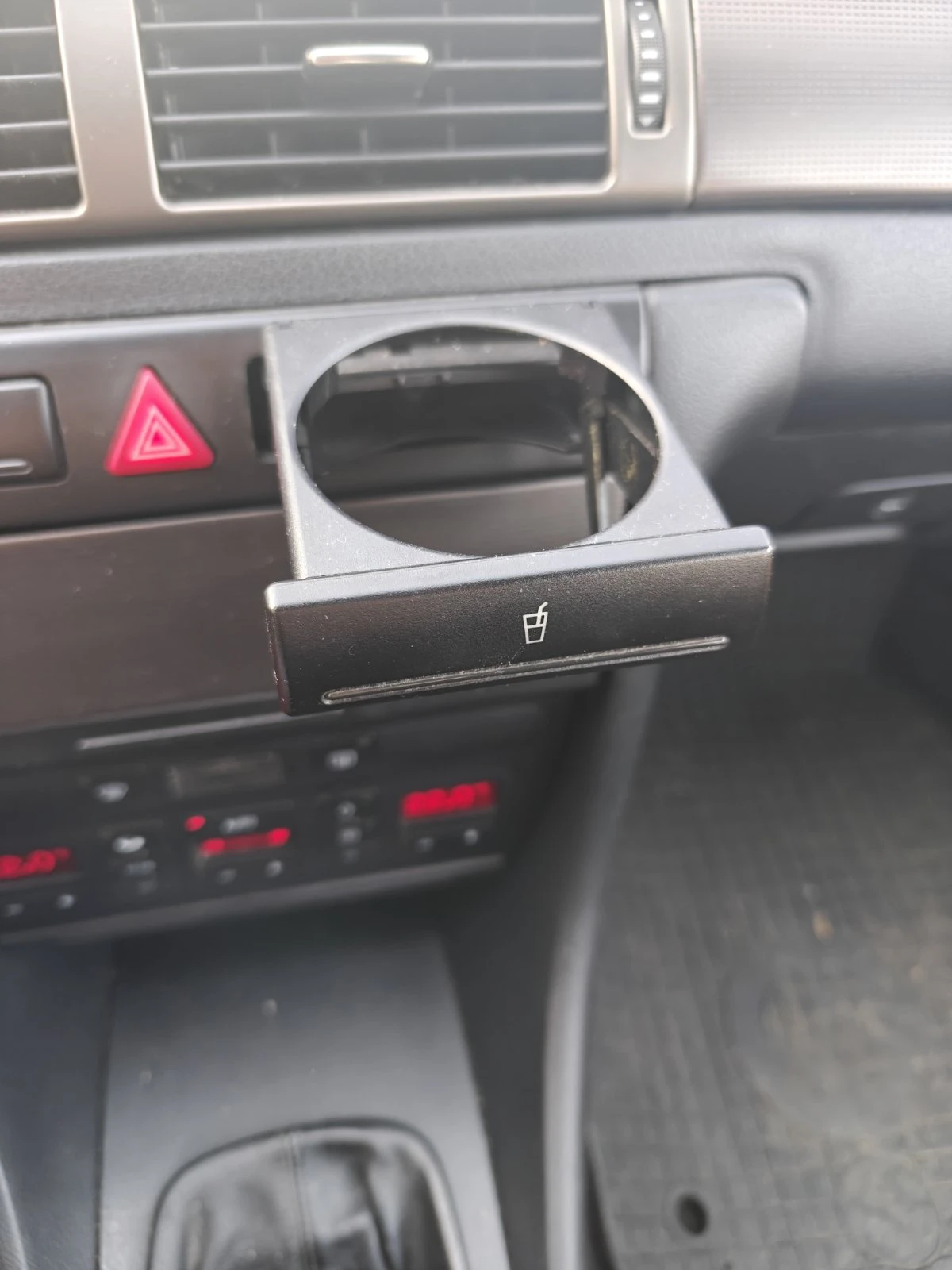 Audi A6 C5 - изображение 7