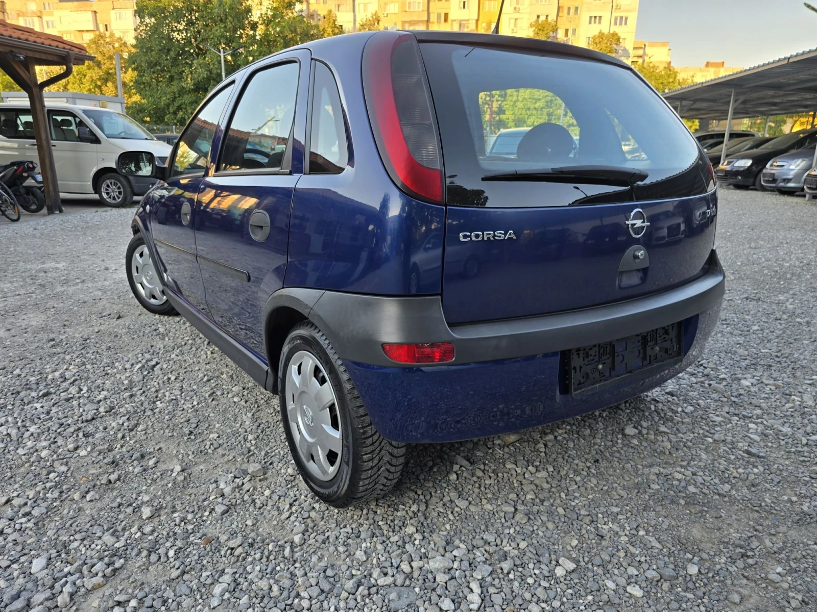 Opel Corsa 1.7 DTI K, снимка 4 - Автомобили и джипове - 54132122
