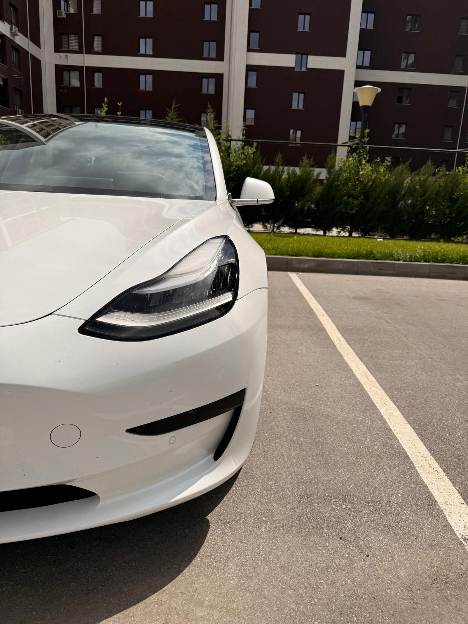 Tesla Model 3 SR+ /SoH 91%/Сертификат, снимка 3 - Автомобили и джипове - 54385128