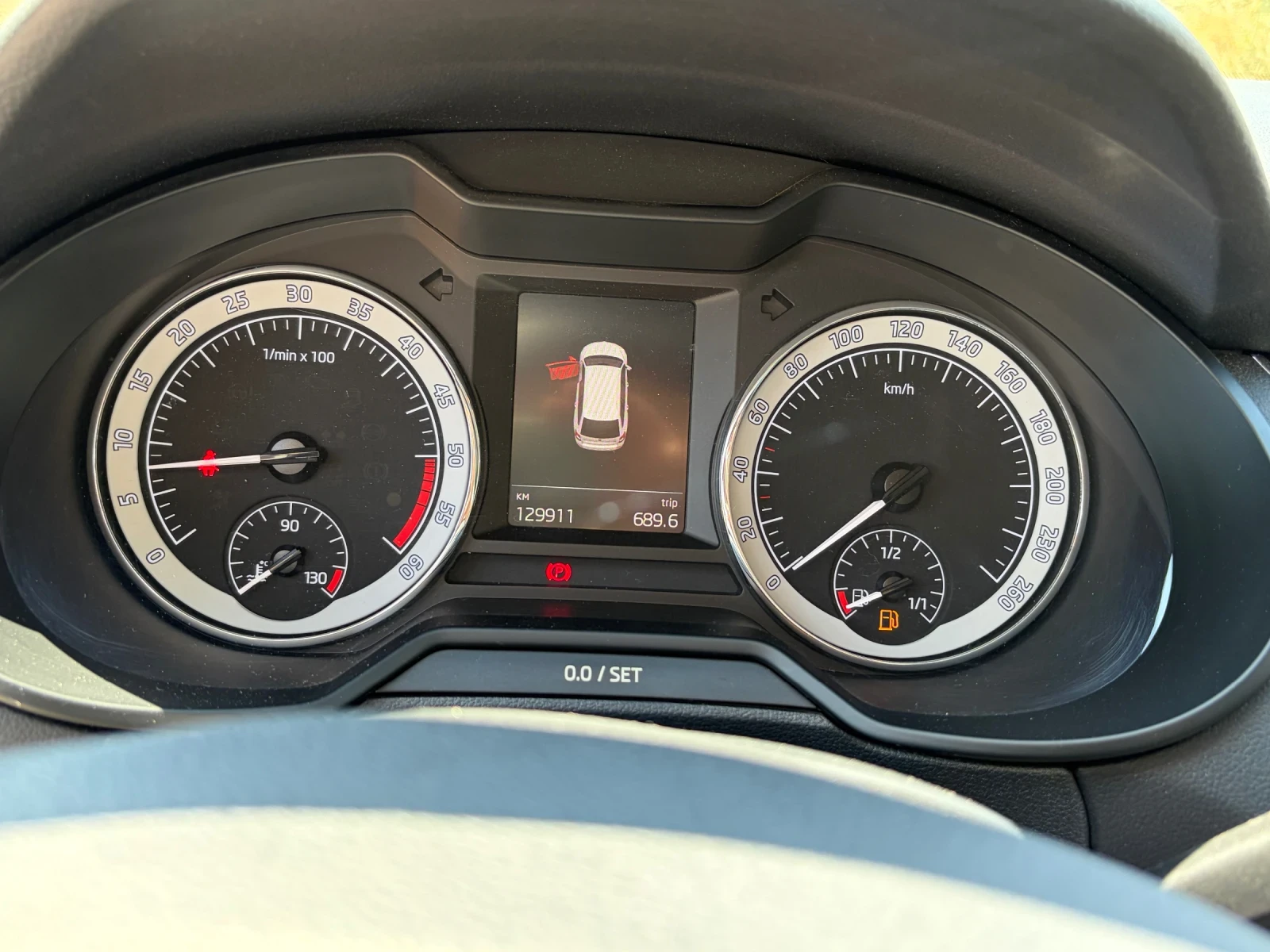 Skoda Octavia 2.0 TDI | 129 000км, снимка 6 - Автомобили и джипове - 55010820