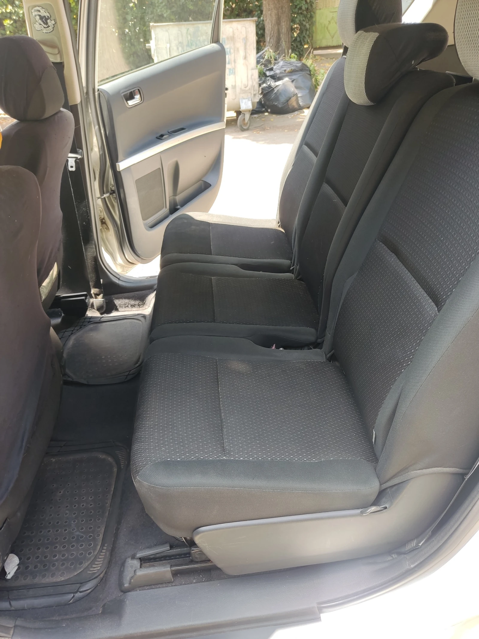 Toyota Corolla verso, снимка 5 - Автомобили и джипове - 55141584