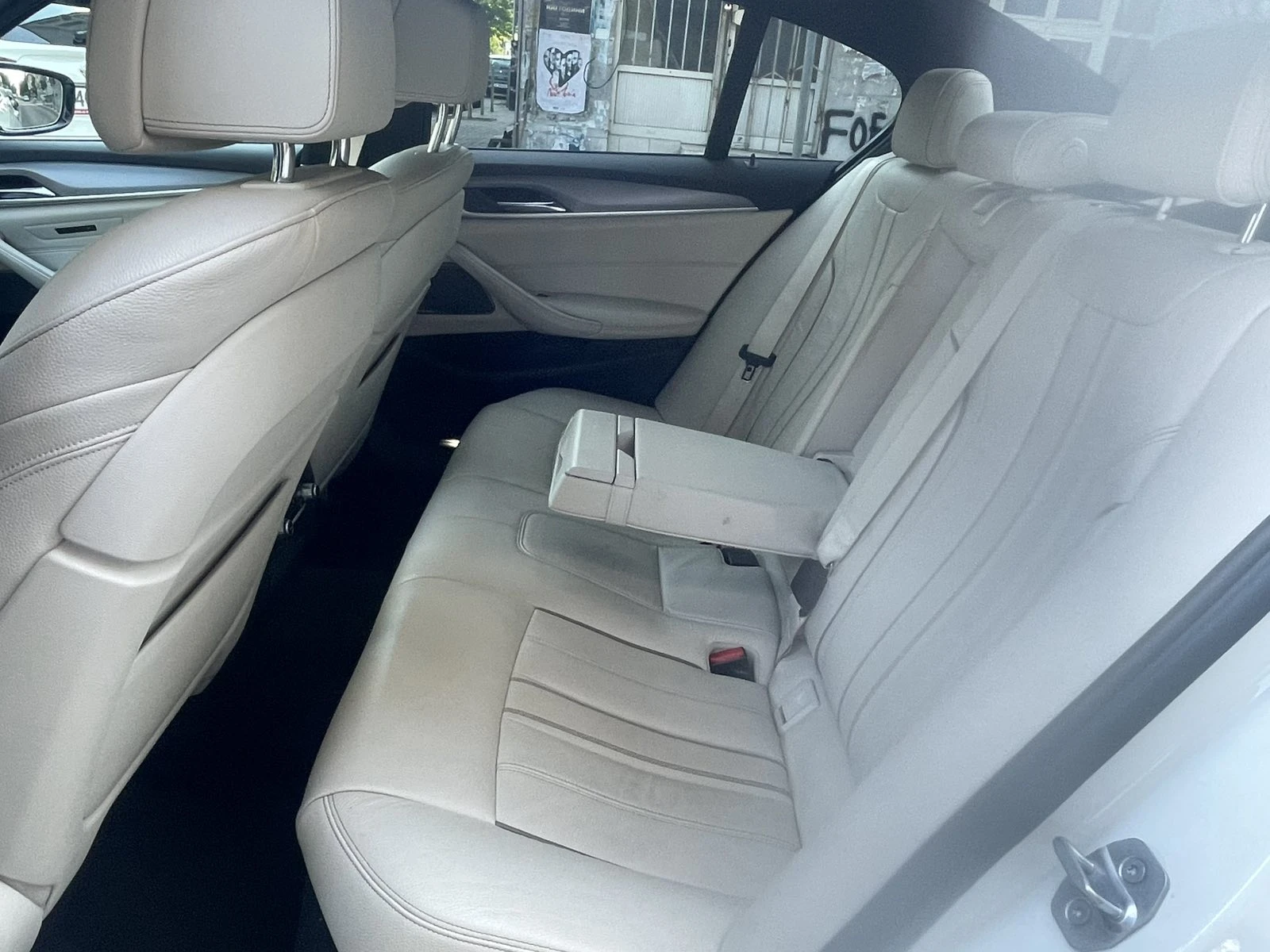 BMW 530 M-pack - X-drive - Head UP - Keyless - Harman, снимка 9 - Автомобили и джипове - 55157025