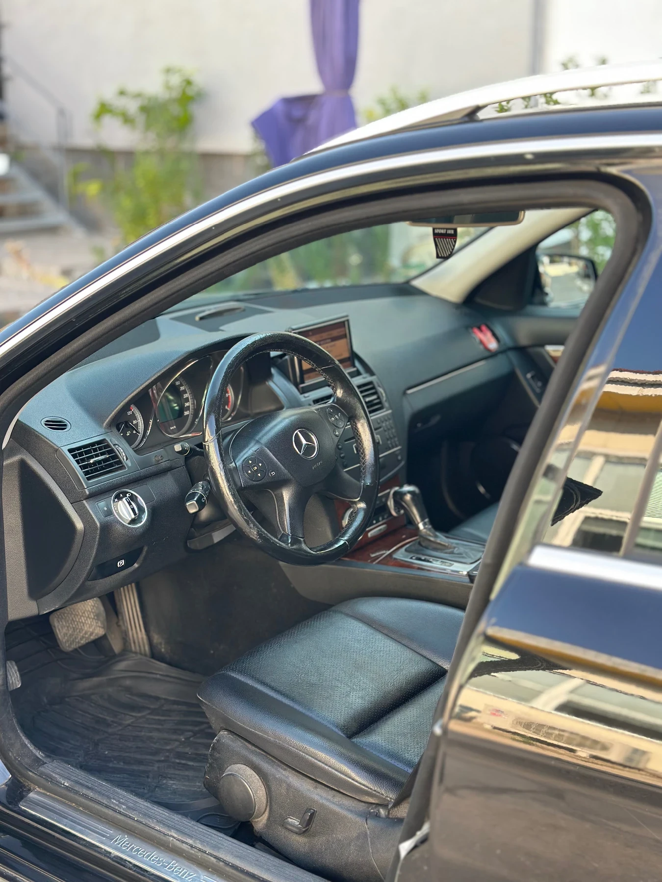 Mercedes-Benz C 220, снимка 7 - Автомобили и джипове - 55202353