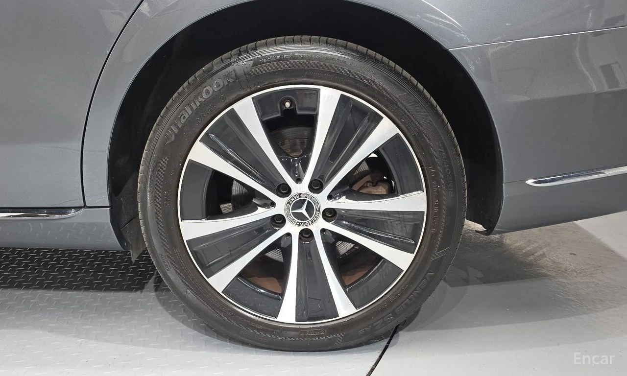 Mercedes-Benz E 300 BURMESTER * HEAD-UP * ����� �� ����������� | Mobile.bg � ����������� 6