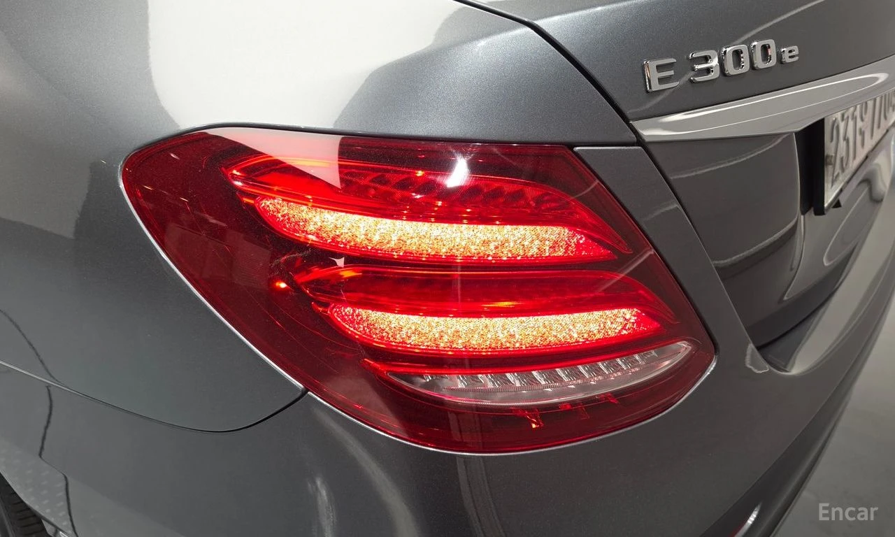 Mercedes-Benz E 300 BURMESTER * HEAD-UP * ����� �� ����������� | Mobile.bg � ����������� 8