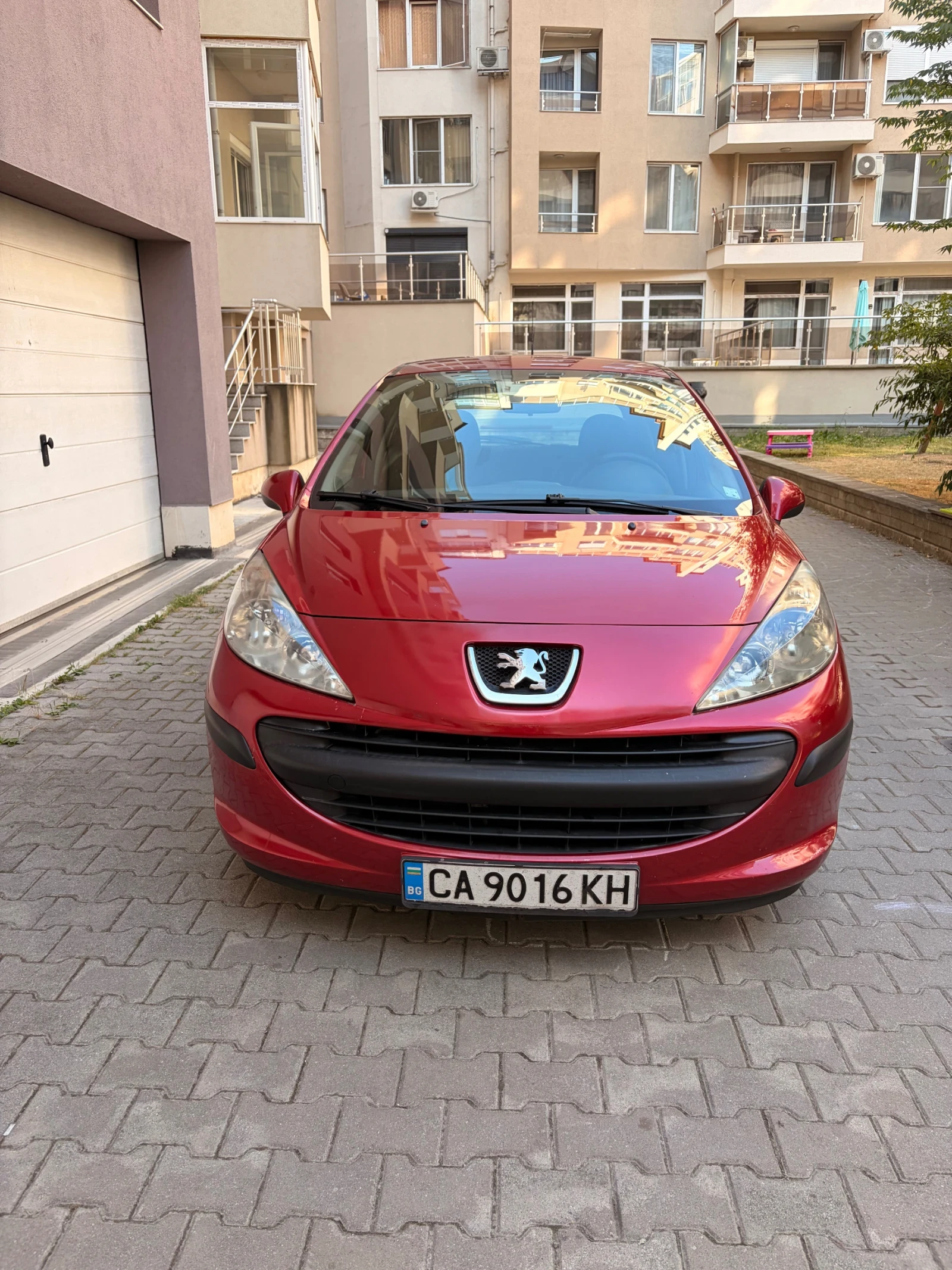 Peugeot 207 1, 4 HDI, снимка 2 - Автомобили и джипове - 55620990