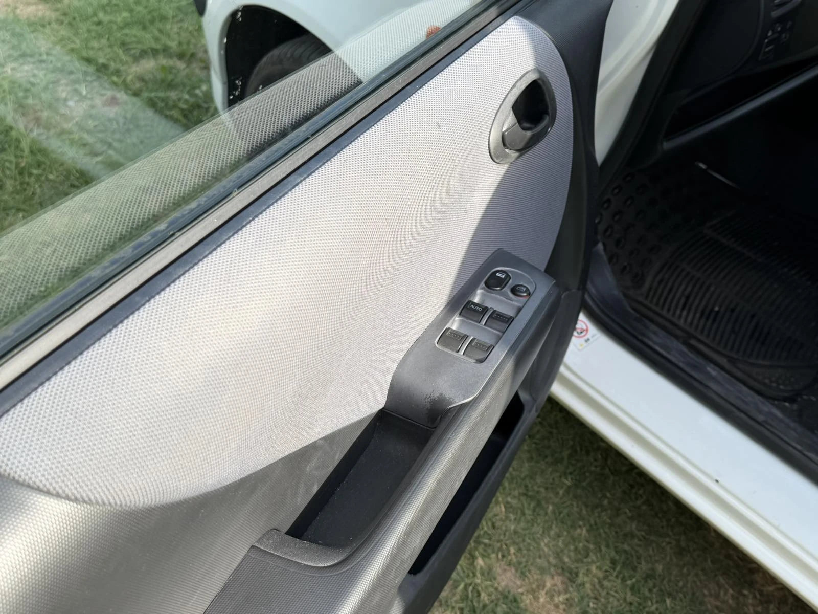 Honda Jazz, снимка 12 - Автомобили и джипове - 55738982