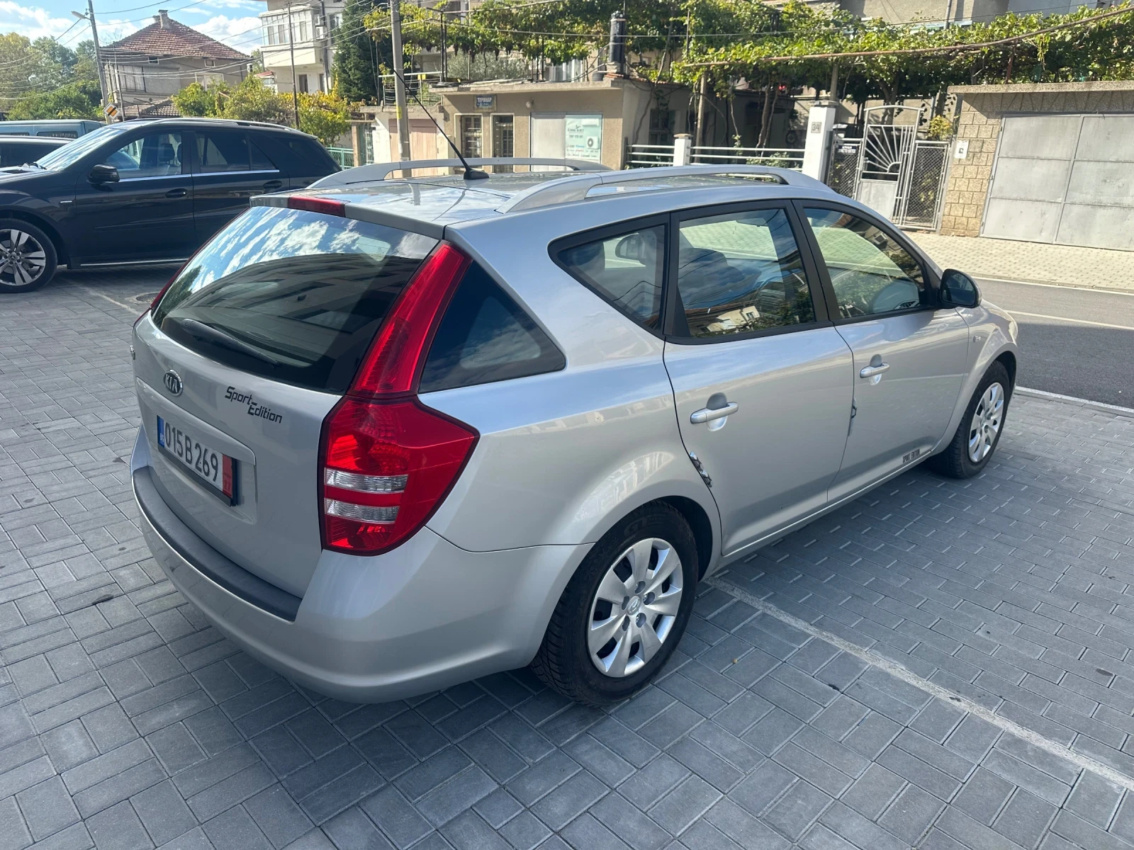Kia Ceed 1.6-ГАЗОВ ИНЖ-КЛИМАТРОНИК, снимка 3 - Автомобили и джипове - 55939629