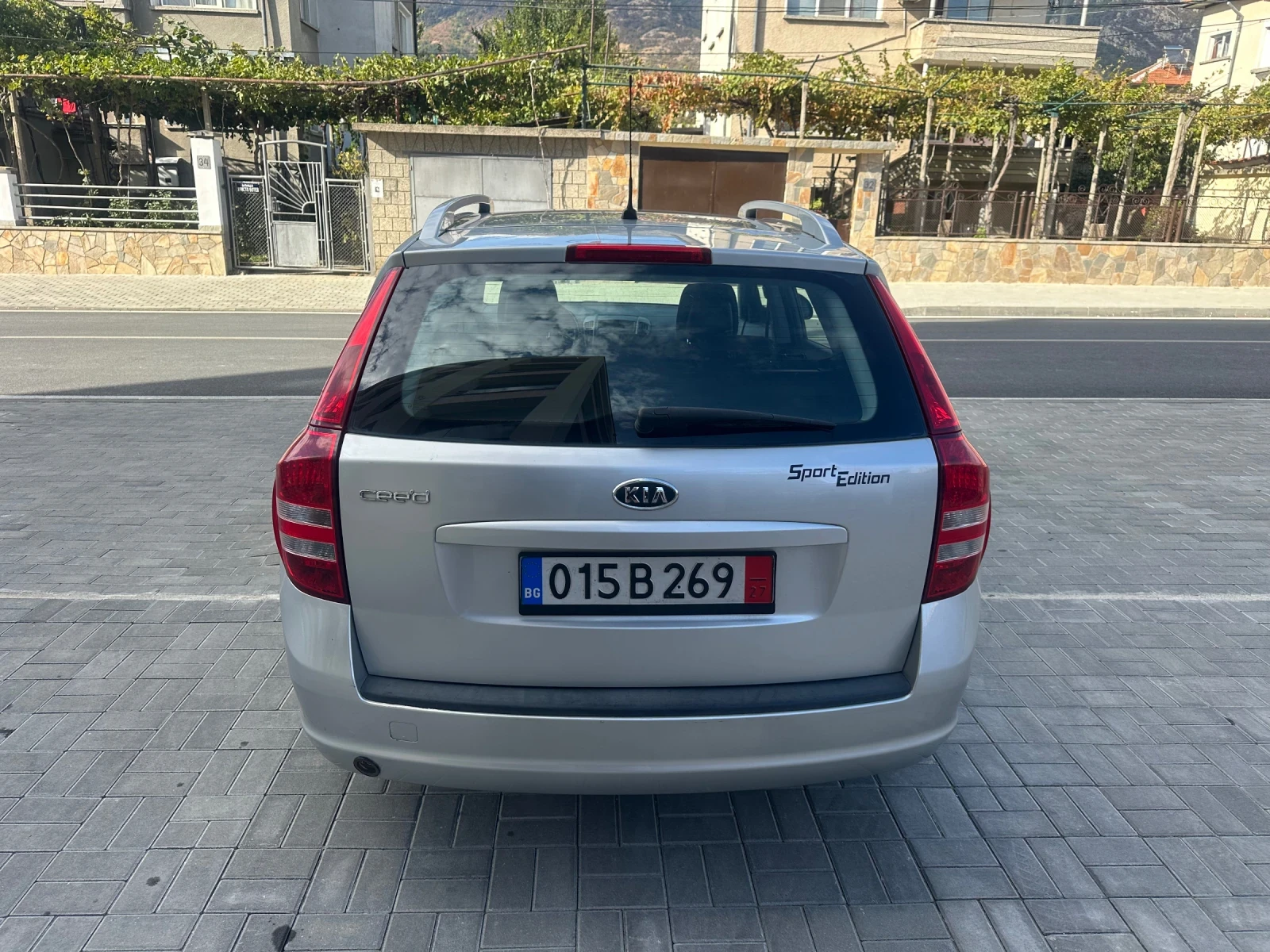 Kia Ceed 1.6-ГАЗОВ ИНЖ-КЛИМАТРОНИК, снимка 4 - Автомобили и джипове - 55939629