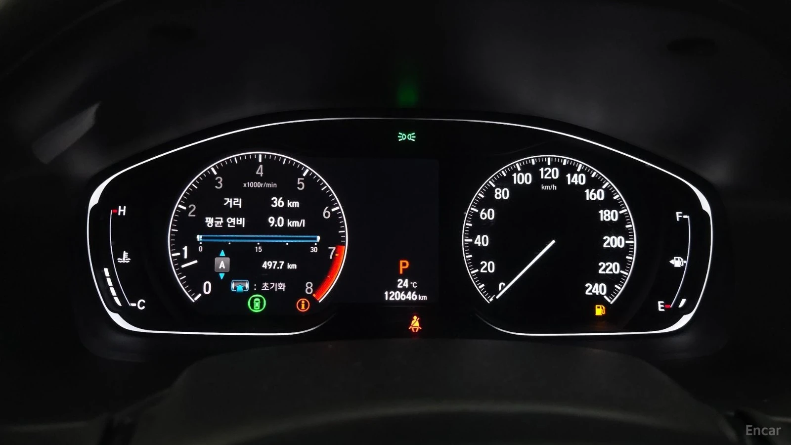 Honda Accord 2.0 TURBO SPORT - DISTRONIC - HUD - ПОДГРЕВИ , снимка 8 - Автомобили и джипове - 56102613