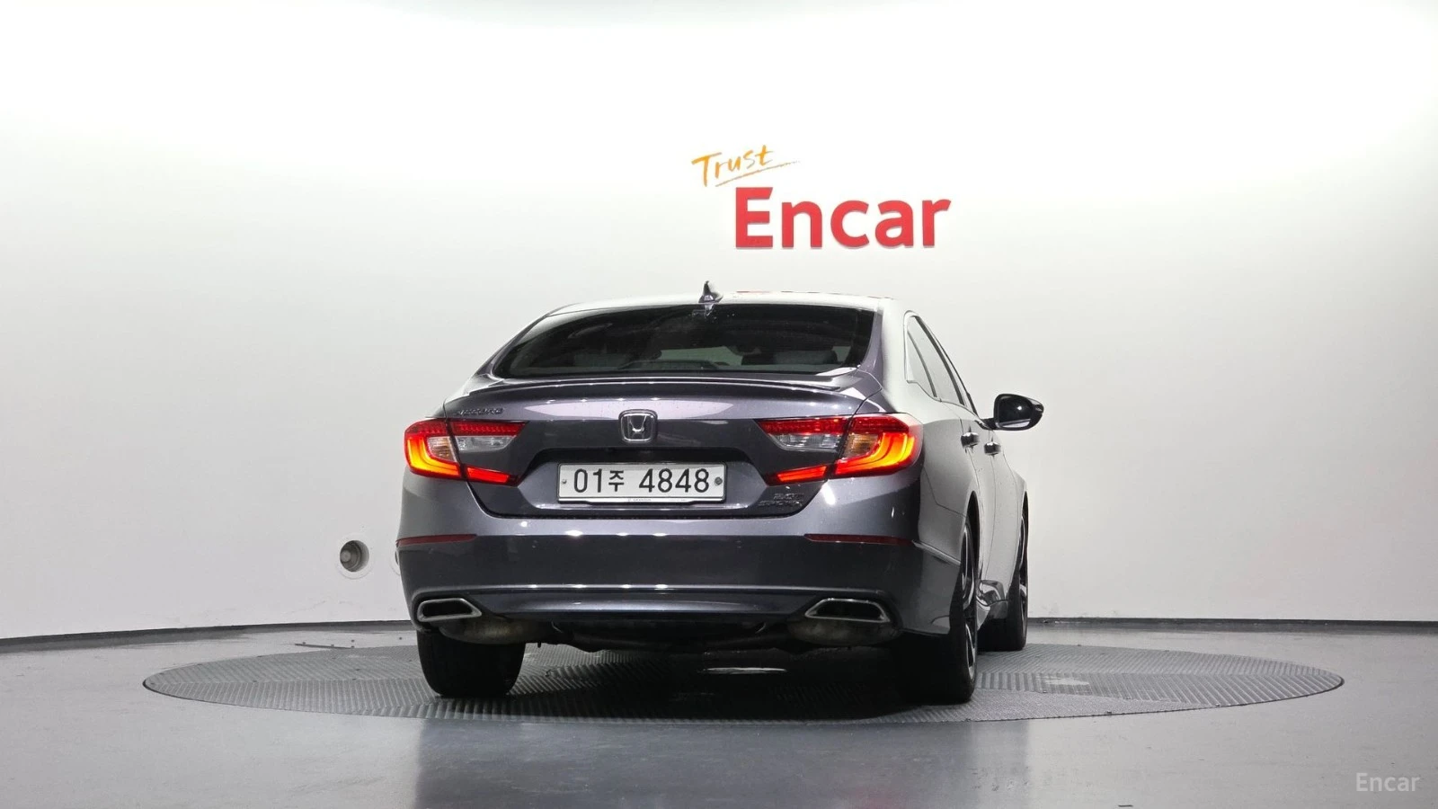 Honda Accord 2.0 TURBO SPORT - DISTRONIC - HUD - ПОДГРЕВИ , снимка 4 - Автомобили и джипове - 56102613
