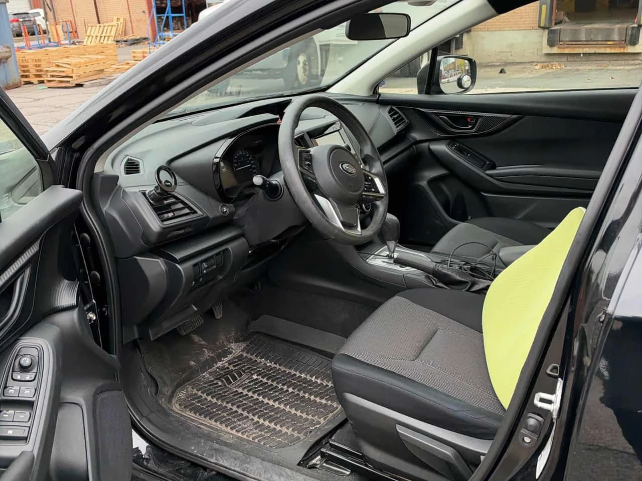 Subaru Crosstrek * Convenience * CARFAX * ����� �� ����������� | Mobile.bg � ����������� 5