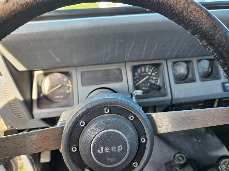 Jeep Wrangler YJ, снимка 10 - Автомобили и джипове - 46954231