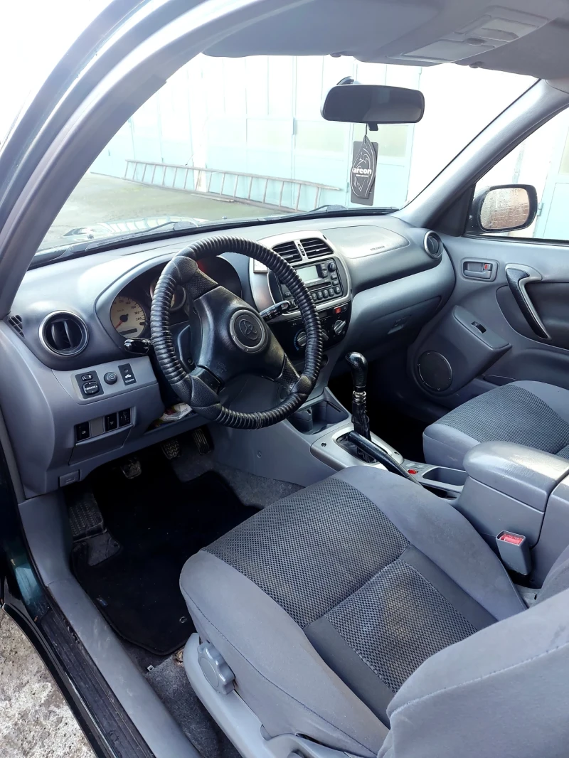 Toyota Rav4 D4D , снимка 6 - Автомобили и джипове - 48581545